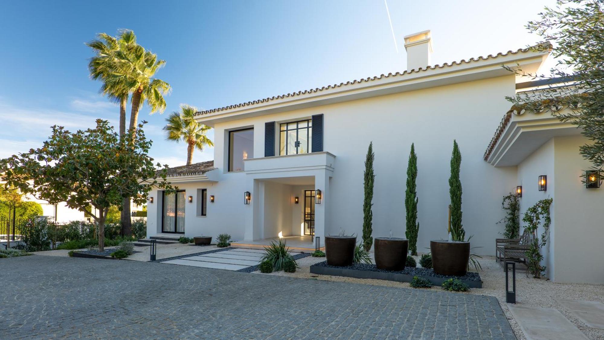 Auriga, Nueva Andalucia, Villa